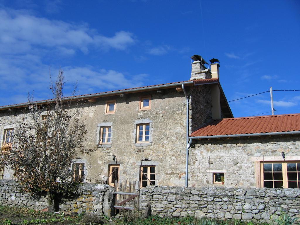 La Ferme Des Genets Bed & Breakfast Medeyrolles Luaran gambar